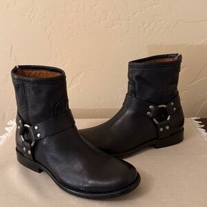Frye Black Leather Harness Boots with Back Zip and Silver Accents- 6.5B